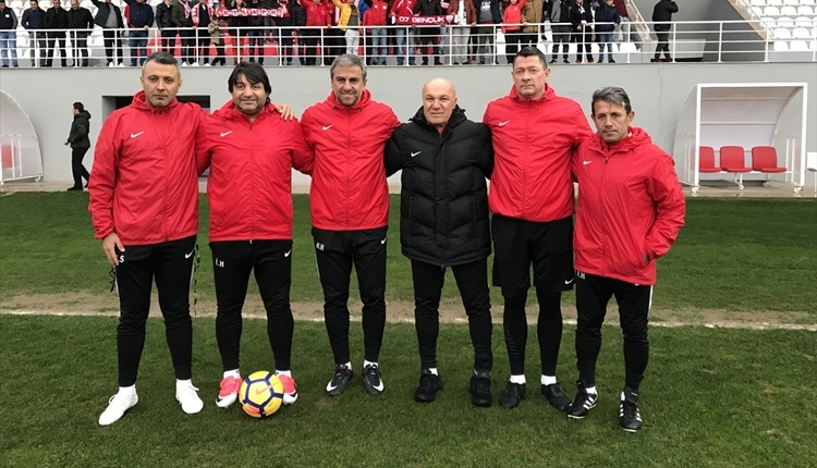 Hamza Hamzaoğlu, Antalyaspor taraftarına söz verdi