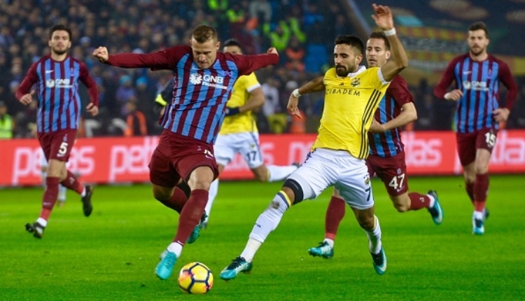 Trabzonspor, Fenerbahçe karşısında geleneği bozmadı