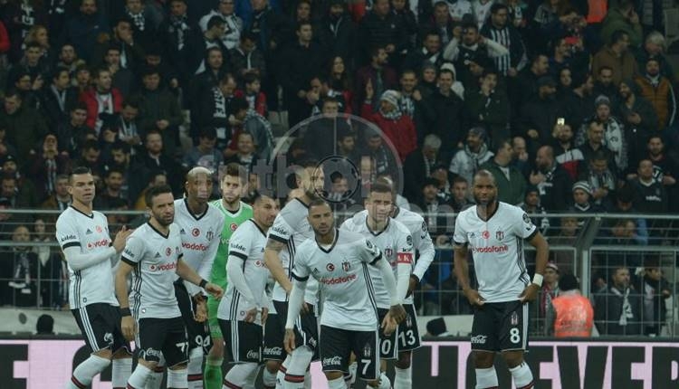 Beşiktaş taraftarı Karabükspor maçında takımını yalnız bırakmadı