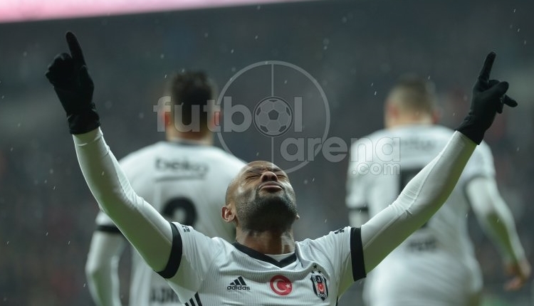 Vagner Love'un Beşiktaş'taki ilk golü ofsayt mı? Piero açıkladı