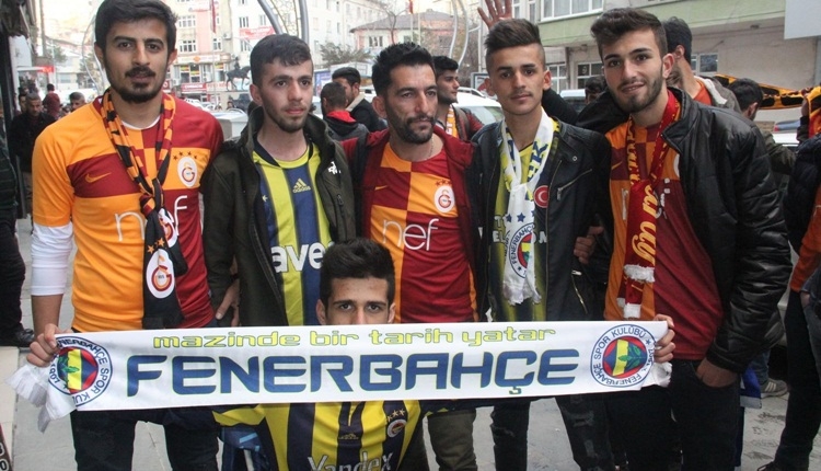 Fenerbahçe ve Galatasaray taraftarlarından örnek davranış
