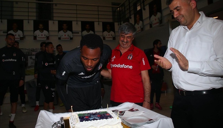 Beşiktaş'ta Cyle Larinin doğum günü kutlandı