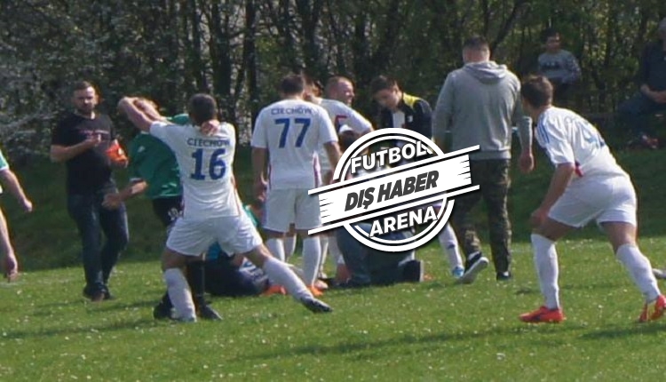 Futbolcunun boğazını kesmeye çalışan taraftar! Polonya'da futbol terörü