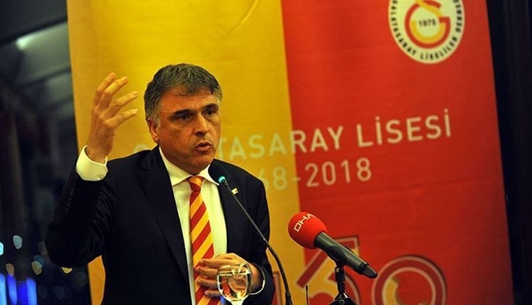 Ali Fatinoğlu Mustafa Cengiz'i tebrik edip salondan ayrıldı