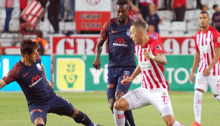 Antalyaspor 0-2 Başakşehir maç özeti ve golleri (İZLE)