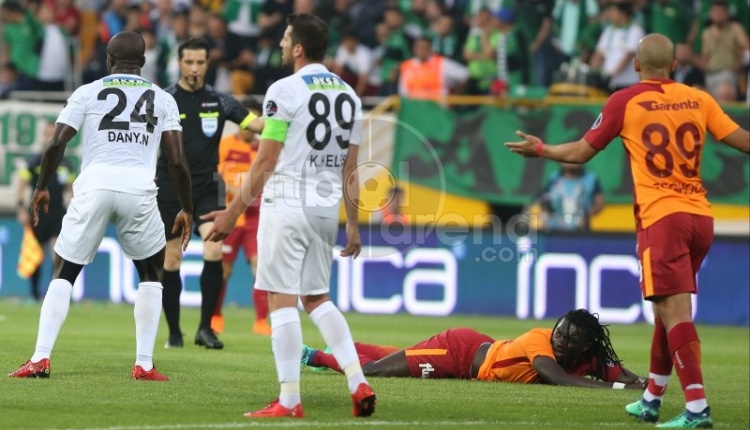 Galatasaray, Akhisarspor maçında kaleleri şaşırıyor