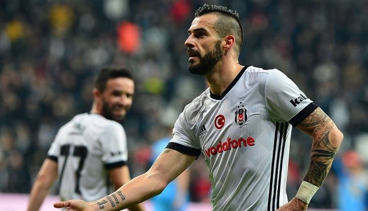 Beşiktaş, Negredo'nun sözleşmesini fehsetti