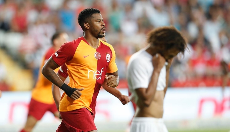 Galatasaray'ın son 3 golü savunmacılardan