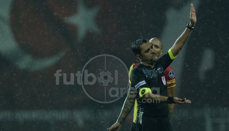 Göztepe Galatasaray maçına damga vuran penaltı pozisyonu! VAR devreye girdi