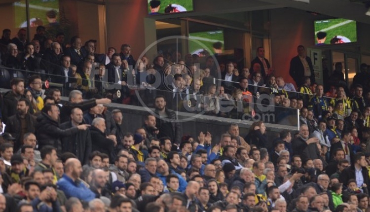 Fenerbahçe'de Ali Koç, Göztepe maçında çılgına döndü