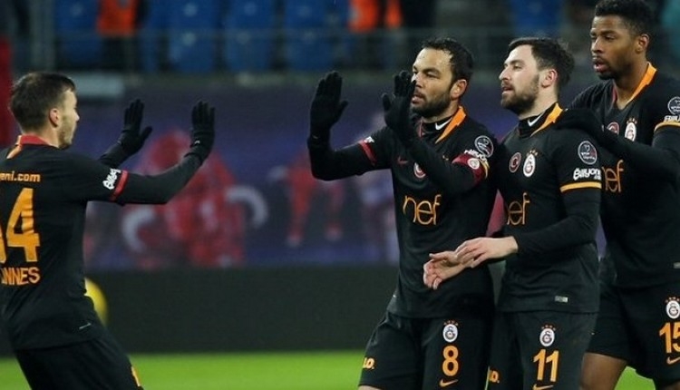 Galatasaray'da 3 futbolcu için sözleşme kararı