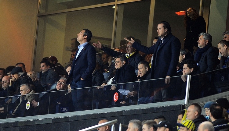 Ali Koç'tan Sivasspor maçında tepki! Ayağa kaldıran pozisyon