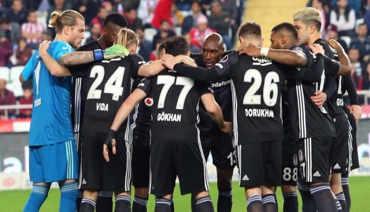 Beşiktaş'ta 5 isim ile yollar ayrılıyor