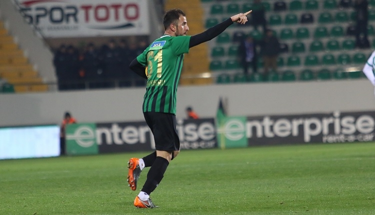 Zeki Yavru'dan Aytemiz Alanyaspor'a 2 gol ve kariyer performansı