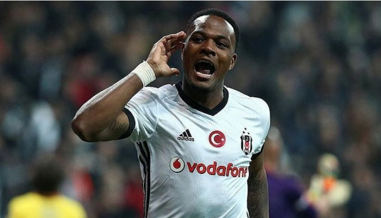 Cyle Larin, Beşiktaş'ı FIFA'ya şikeyet etti iddiası