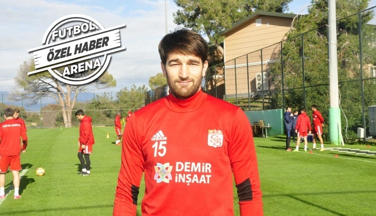 Sivasspor kalecisi Tolgahan Acar'a Süper Lig'den 3 talip