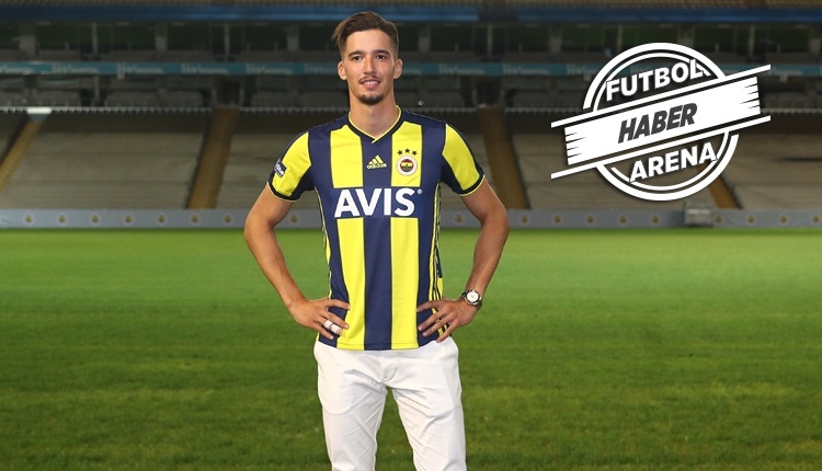 Altay Bayındır, Fenerbahçe'nin birinci kalecisi mi olacak?