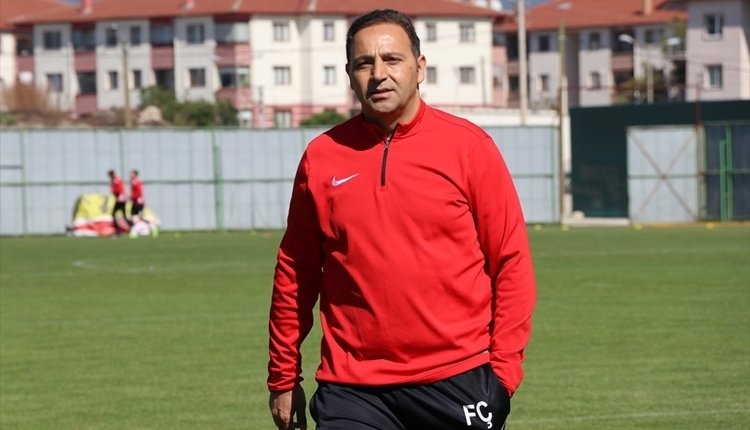 Kasımpaşa'nın yeni teknik direktörü Fuat Çapa oluyor