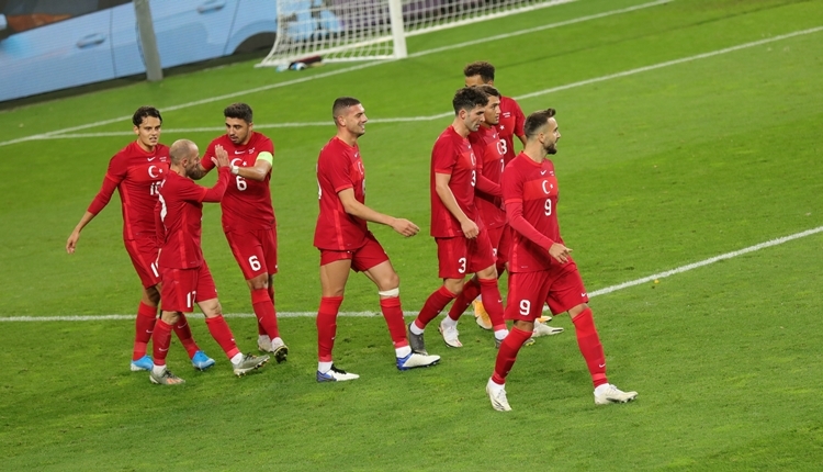 Rusya-Türkiye maçı seyircili oynanacak! Karar verildi