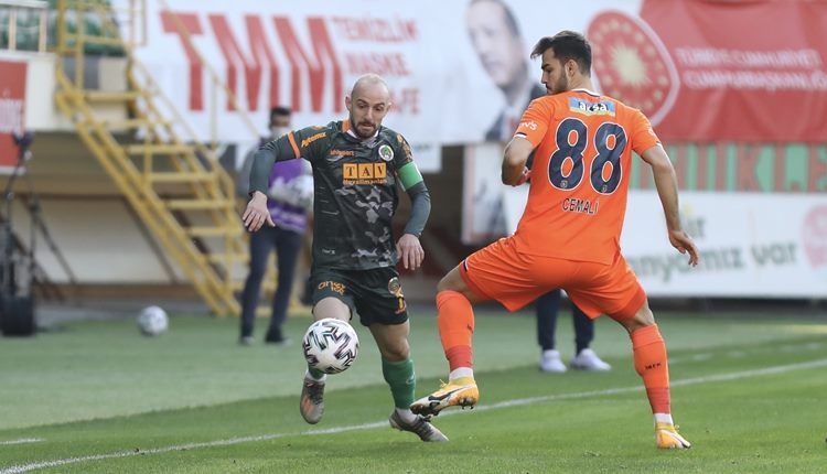 Alanyaspor 3-0 Başakşehir maç özeti ve golleri (İZLE)