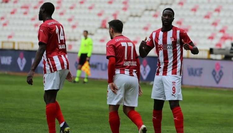 Sivasspor 3-1 Konyaspor maç özeti ve golleri İZLE