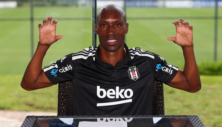 Beşiktaş'tan Atiba, Necip, Utku ve Gökhan Töre'ye yeni sözleşme