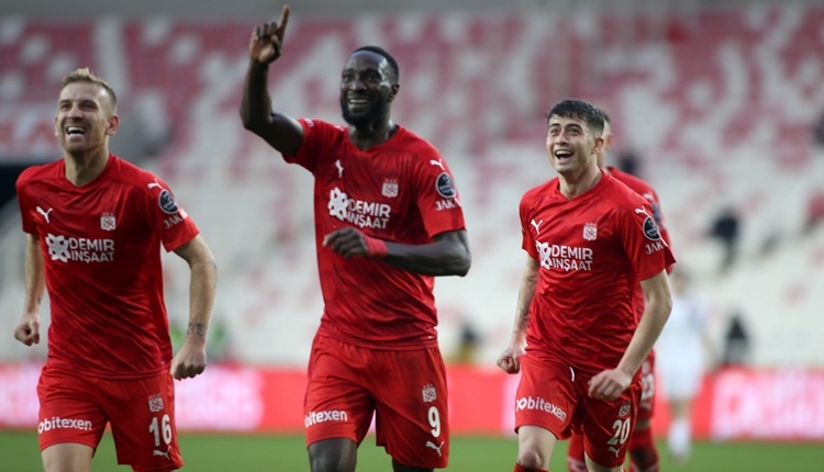 Sivasspor 4-0 Hatayspor maç özeti ve golleri (İZLE)