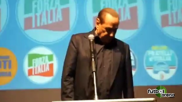 Silvio Berlusconi fena rezil oldu