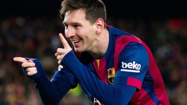 Futbol cambazı Messi!