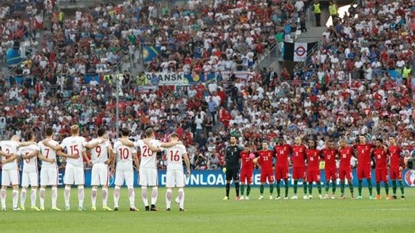 Polonya-Portekiz maçında İstanbul için saygı duruşu!
