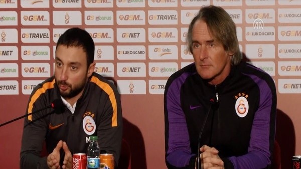 Galatasaray Teknik Direktörü Riekerink basın toplantısı düzenledi