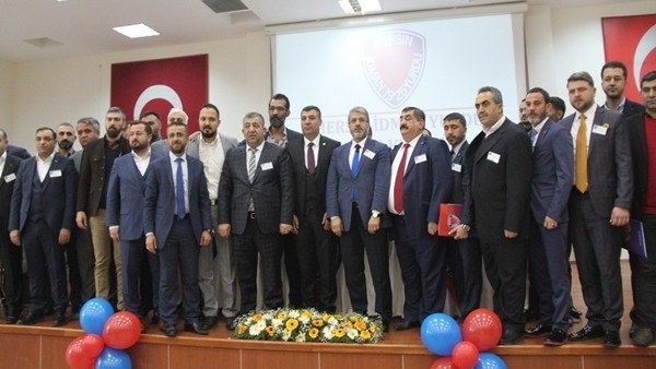 Mersin İdmanyurdu'nda başkanlığa Mahmut Karak seçildi