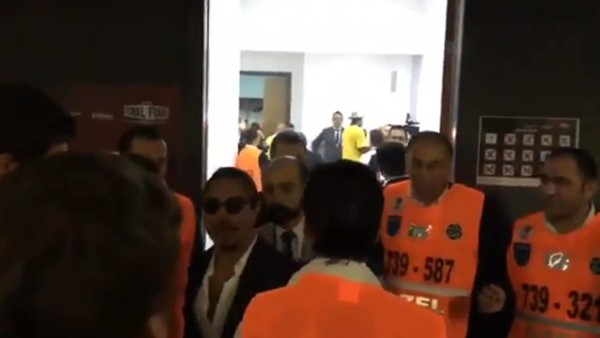 Nusret'i Fenerbahçe soyunma odasına almadılar