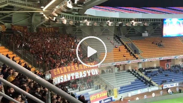Başakşehir deplasmanında Galatasaray tribünleri