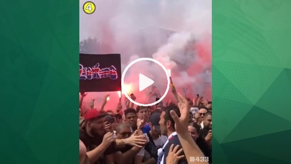 PSG taraftarından Buffon'a sevgi seli