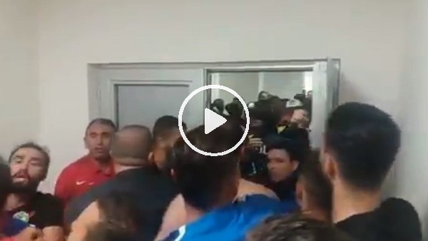 Sakaryaspor-Amedspor karşılaşmasında Amedsporlu futbolculara saldırı