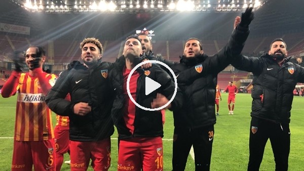 Kayserisporlu futbolcular galibiyeti böyle kutladı