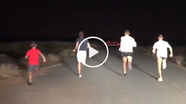Cristiano Ronaldo ve arkadaşlarından Dubai'de akşam koşusu