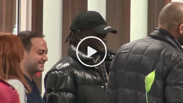 Victor Moses, İstanbul'a geldi