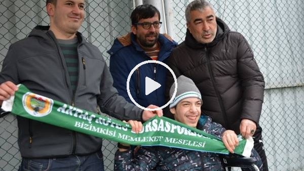 Engelli bir Bursaspor taraftarından futbolculara "Lütfen bu maçı alın"