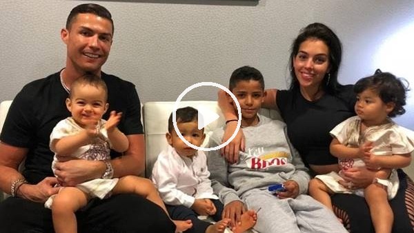 Cristaino Ronaldo ve ailesinin keyifli anları..
