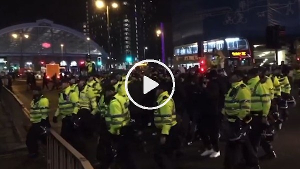 İngiliz polisi, Liverpool - Napoli maçı öncesinde yoğun güvenlik önlemleri aldı